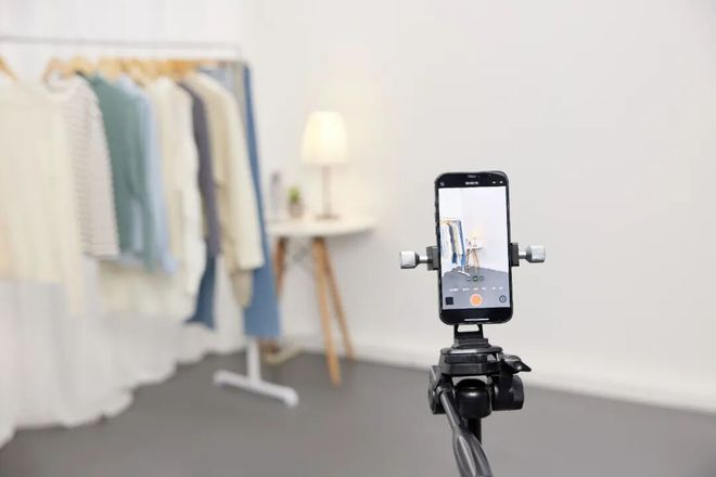 了“AI味”与“本地生活味”麻将胡了游戏